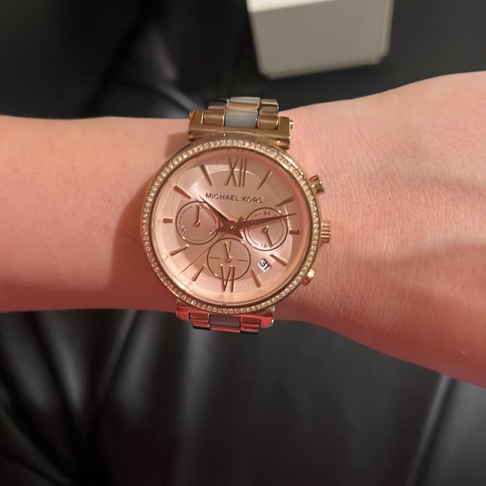 ❌SOLD❌ Michael Kors watch